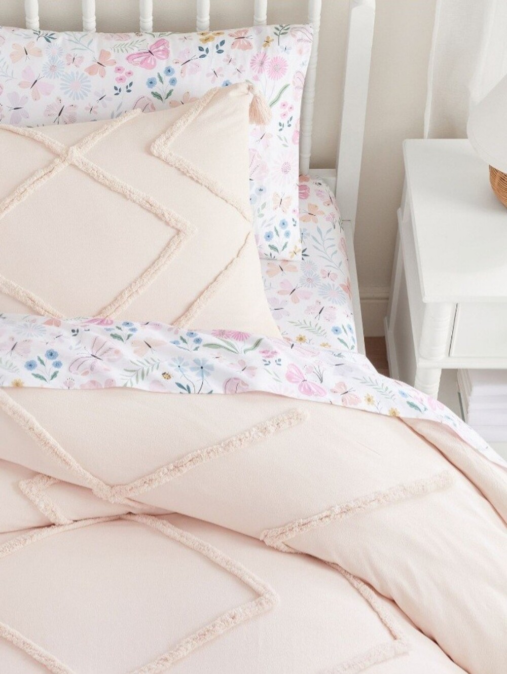 Pottery Barn Ashlyn Tufted Duvet Cover - Twin